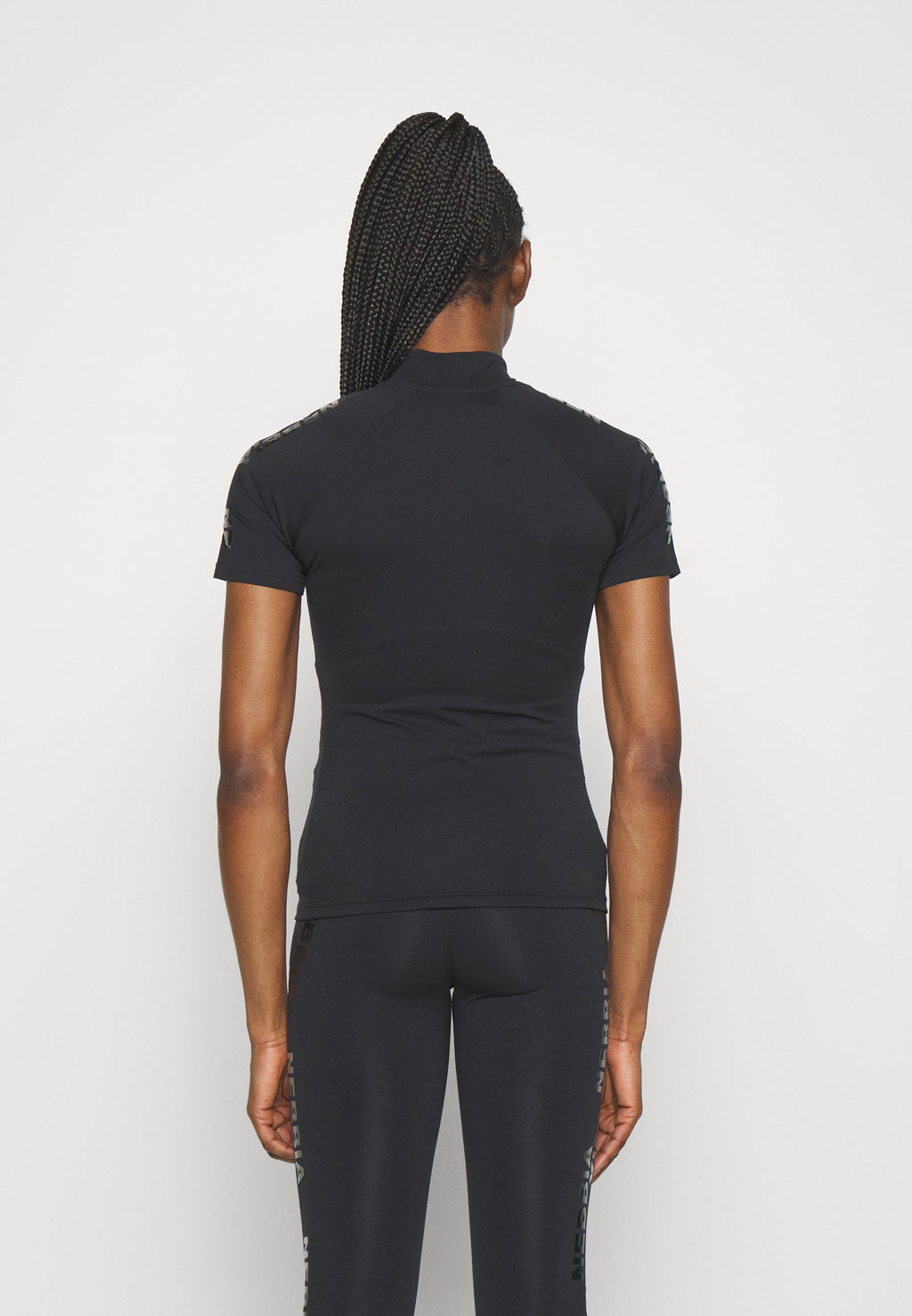 Nebbia WOMEN COMPRESSION ZIPPER INTENSE ULTIMATE