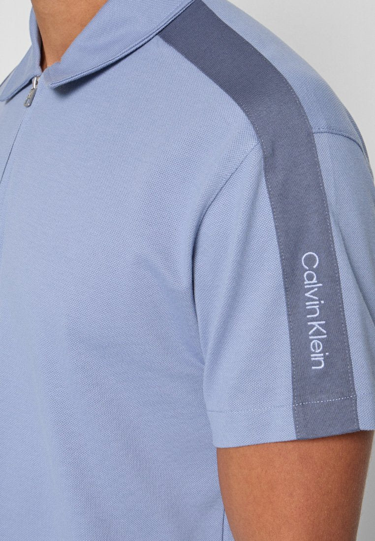 Calvin Klein Jeans