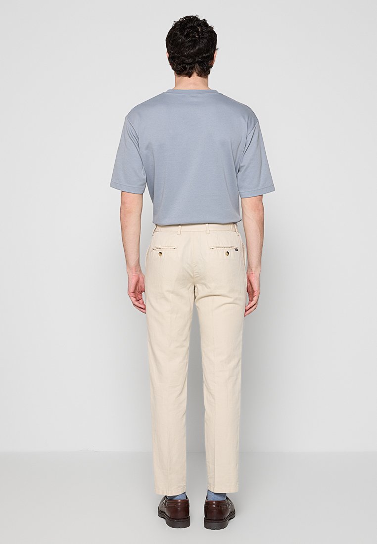 Hackett London RELAXED FIT
