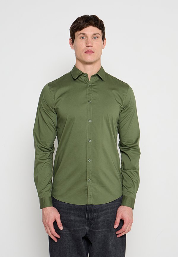 Petrol Industries SLIM FIT