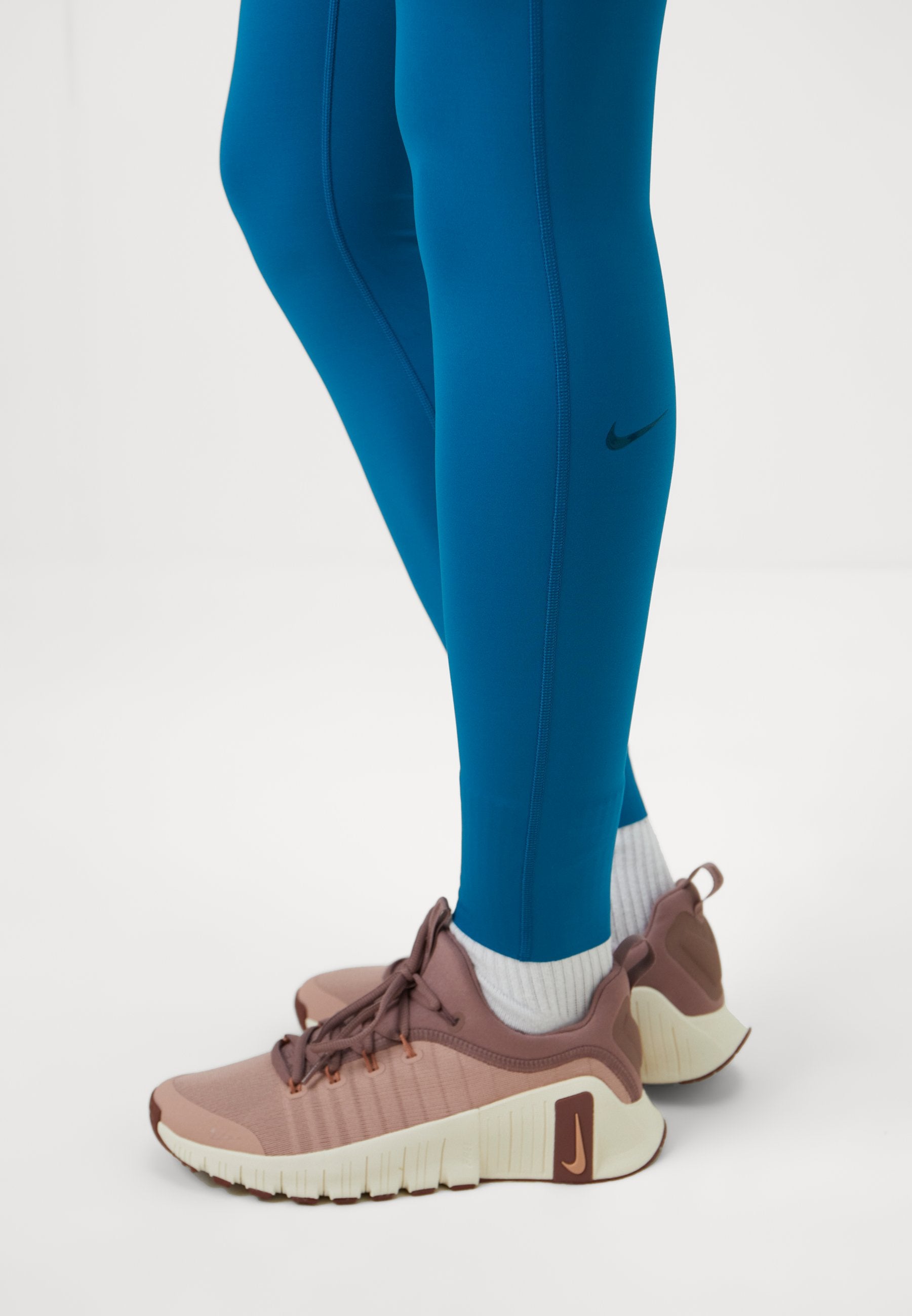 Nike Performance W NK DF UNIVERSA HR PKT TGHT