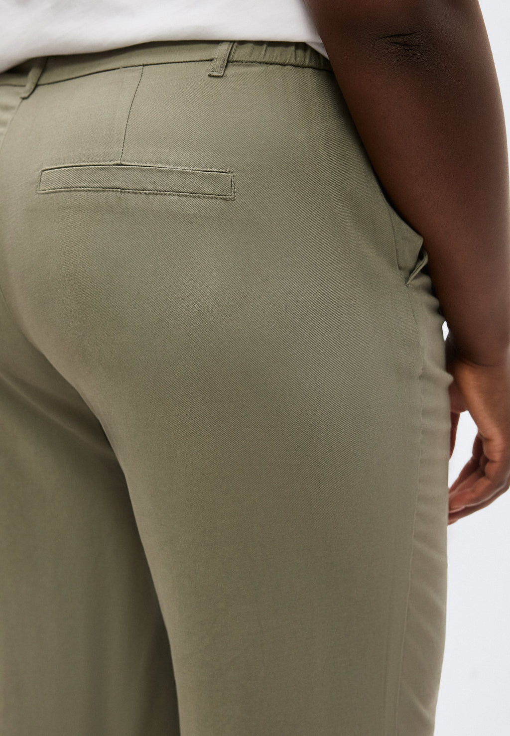 CARARIS Straight Fit Media 6
