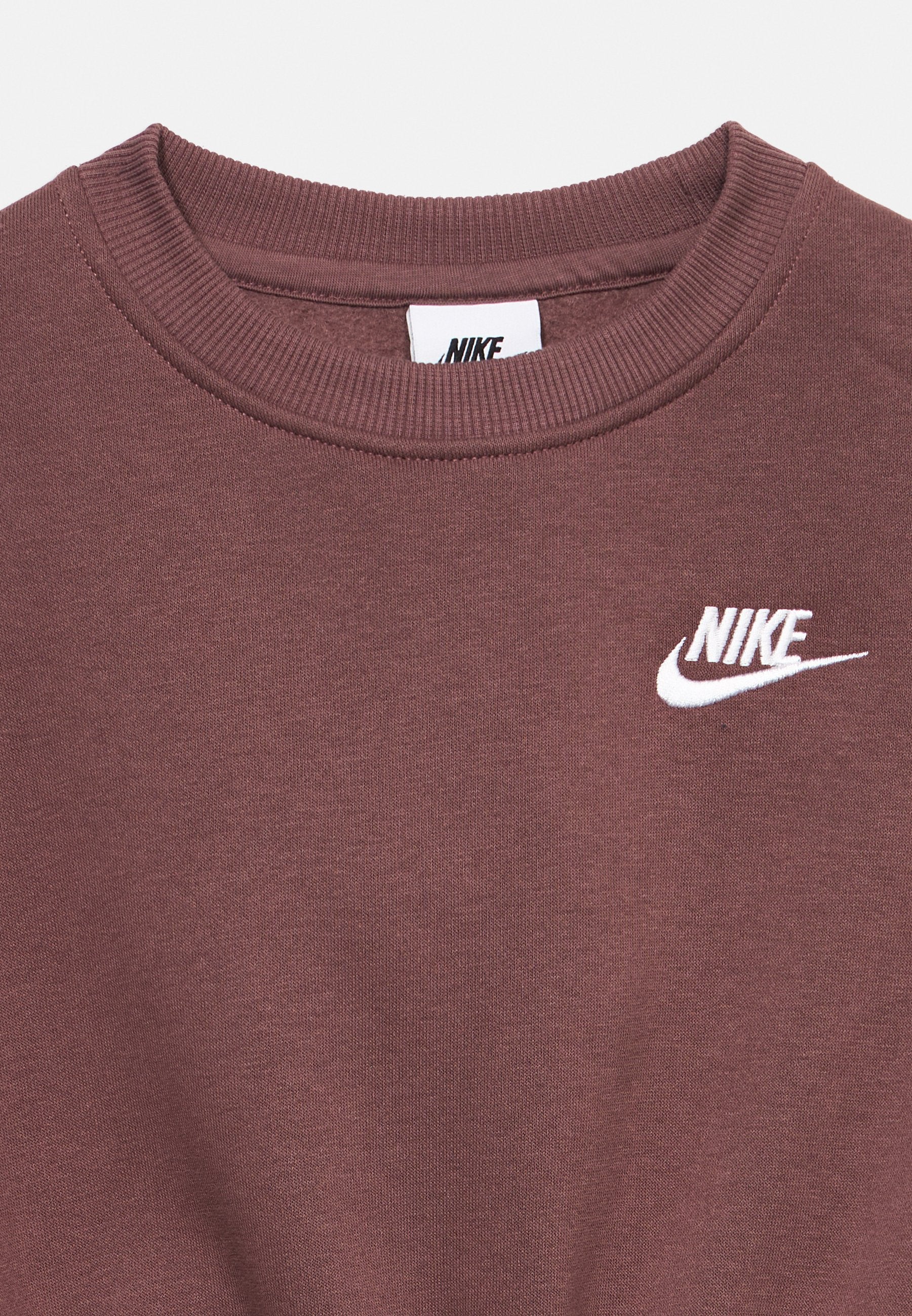 Nike Sportswear CLUB