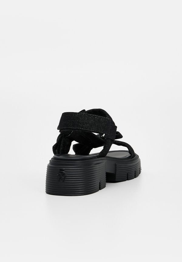 Stuart Weitzman SOFIA NOLITA