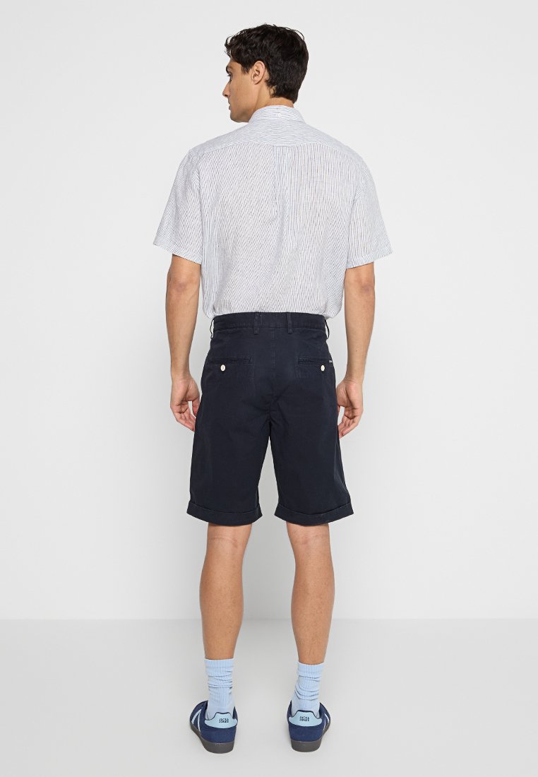 GANT