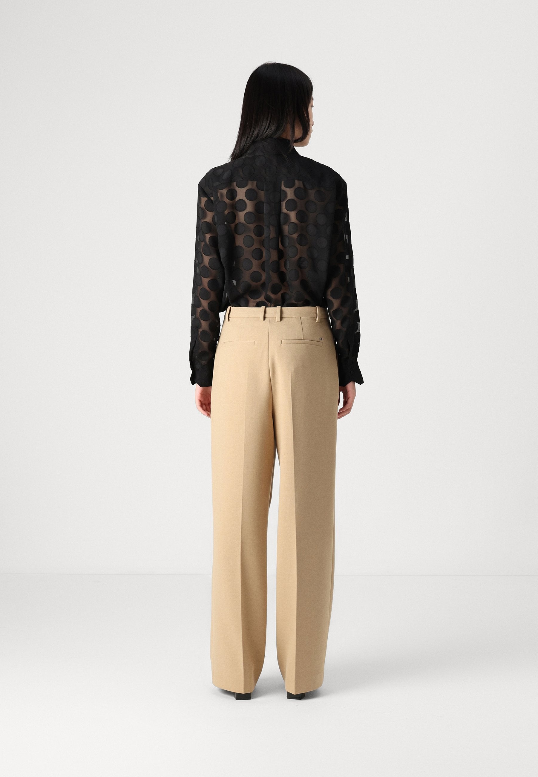 PUNTO RELAXED STRAIGHT PANT Media 4