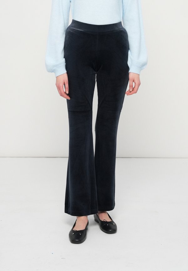 ONLY ONLPAIGE ELSY LIFE PANT  - Trousers - sky captain
