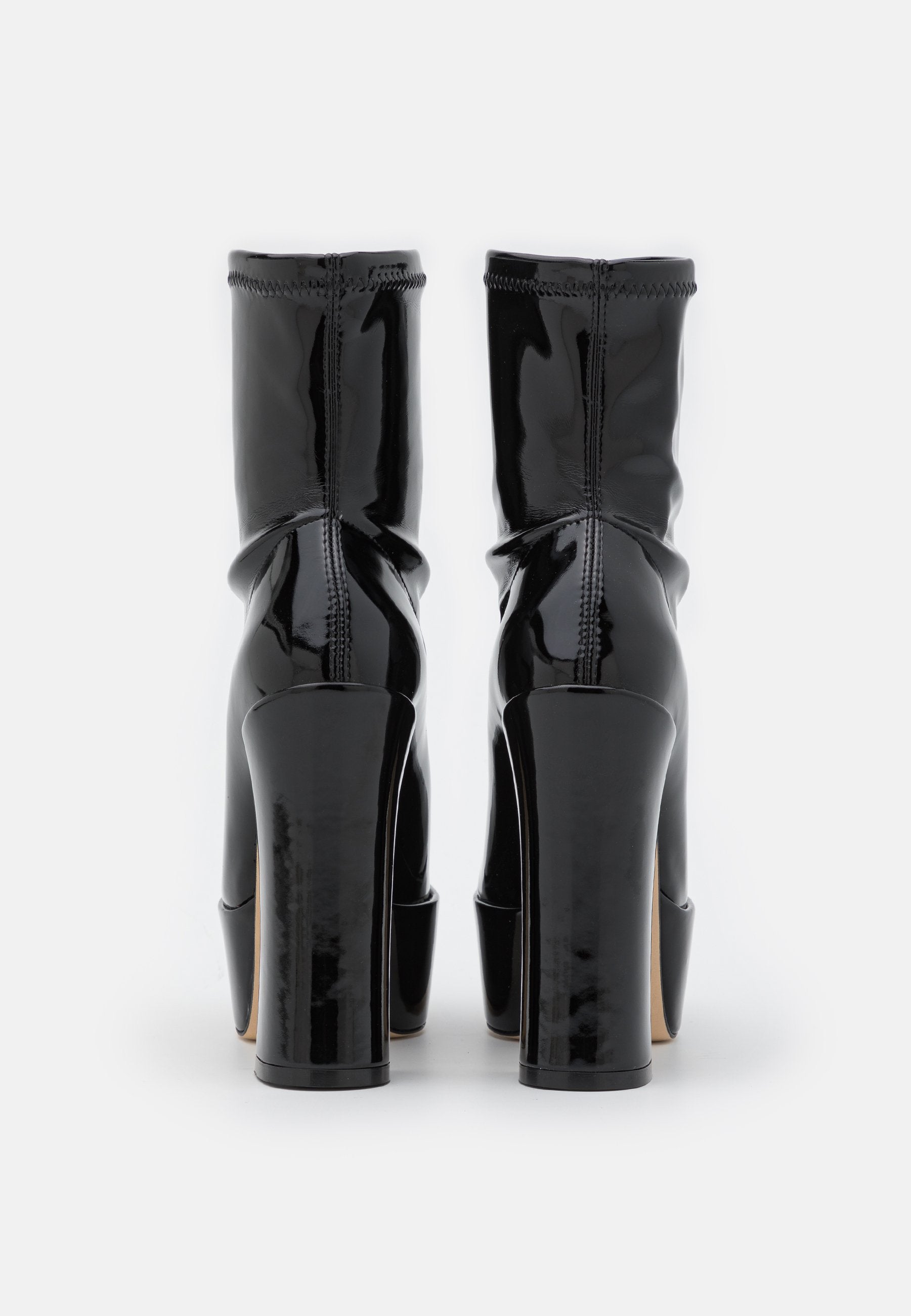 Stuart Weitzman SKYHIGH PLATFORM BOOTIE