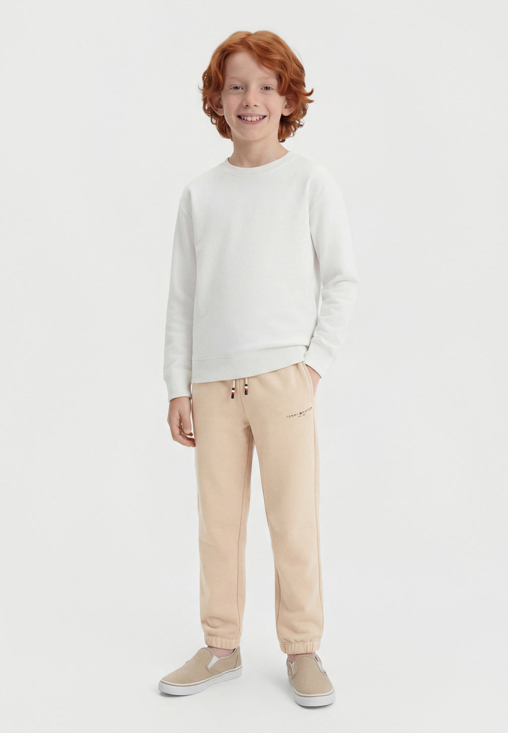 MINI CORP UNISEX Media 2