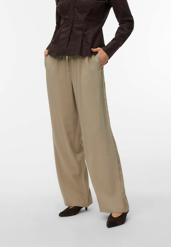 Vero Moda Wide-leg VMKATIE - Trousers - laurel oak