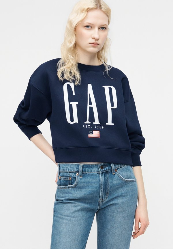 GAP LOGO WEDGE