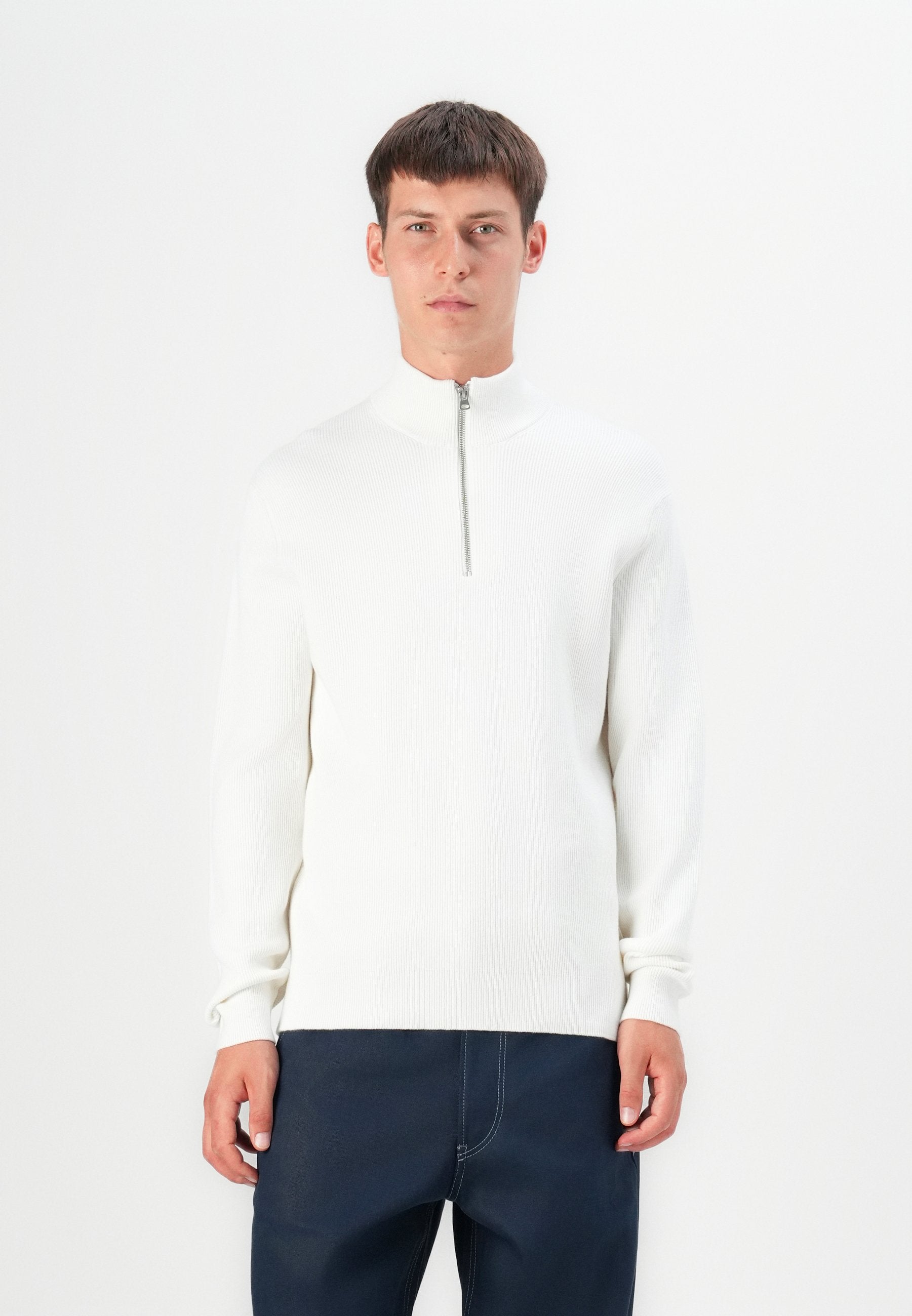 ONSPHIL HALF ZIP Media 3