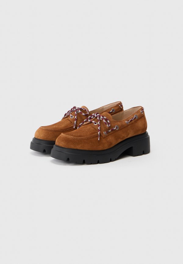 Stuart Weitzman