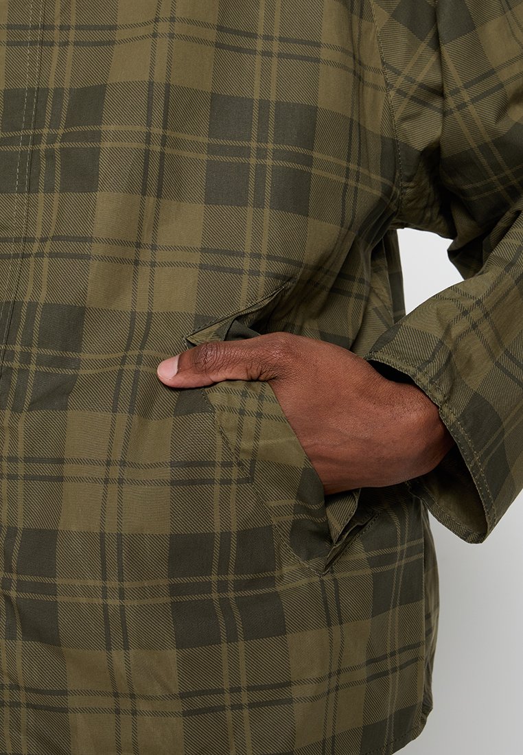 Barbour International