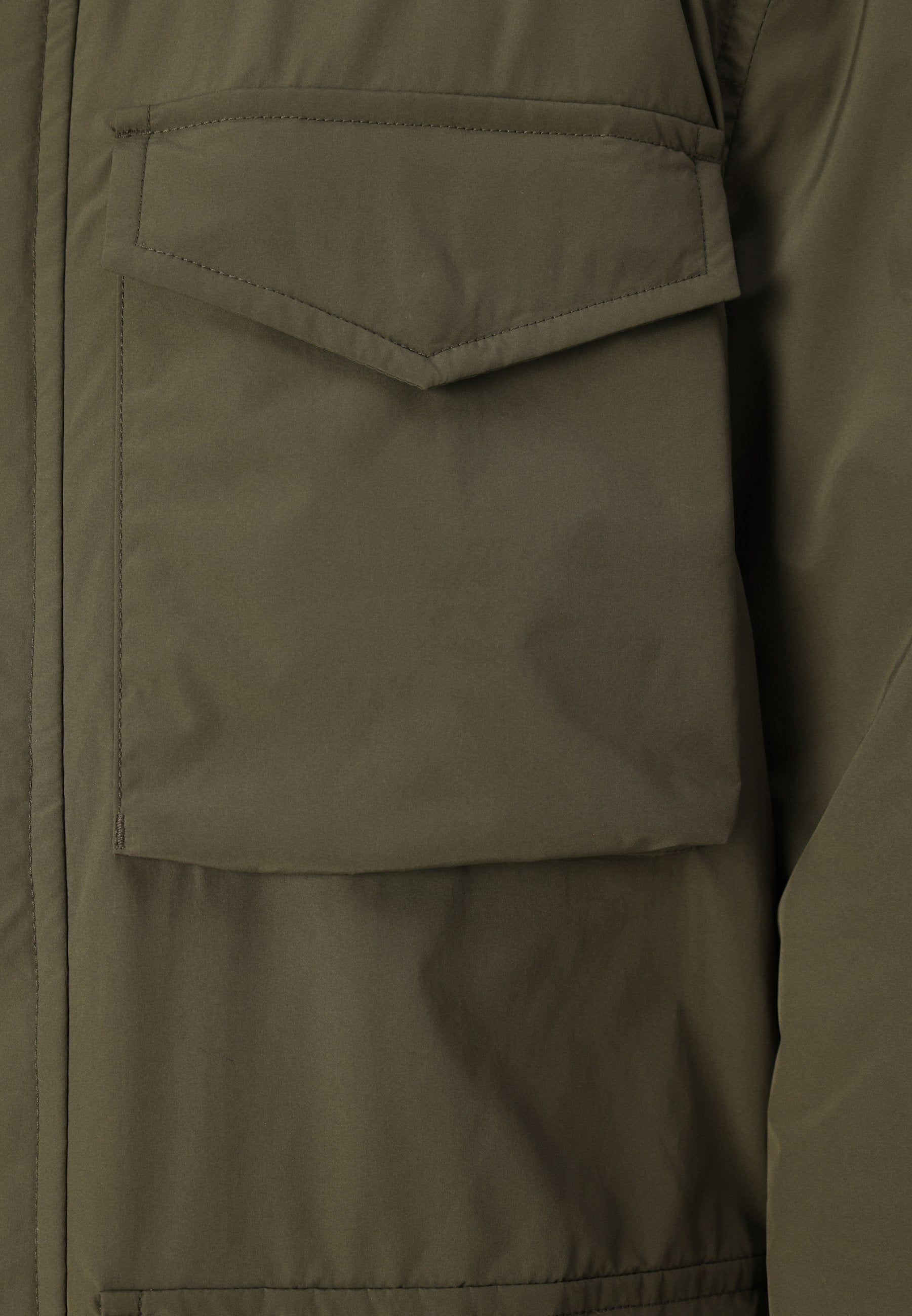 PACKABLE FIELD JACKET Media 6