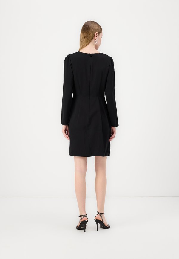DKNY SIDE KNOT