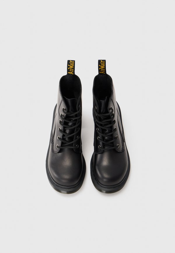 Dr. Martens ALDERSTONE