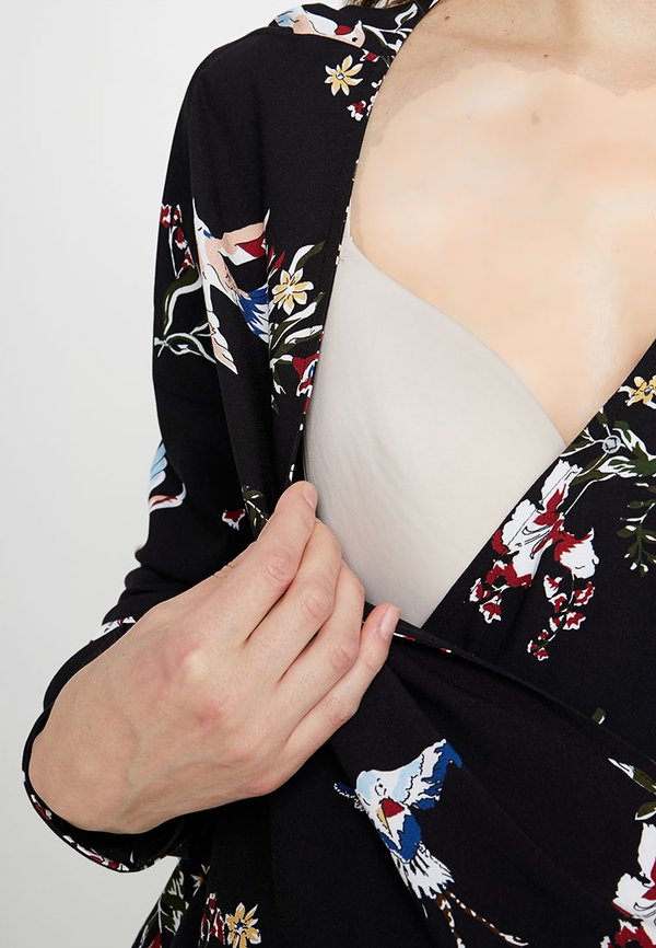 bellybutton arm