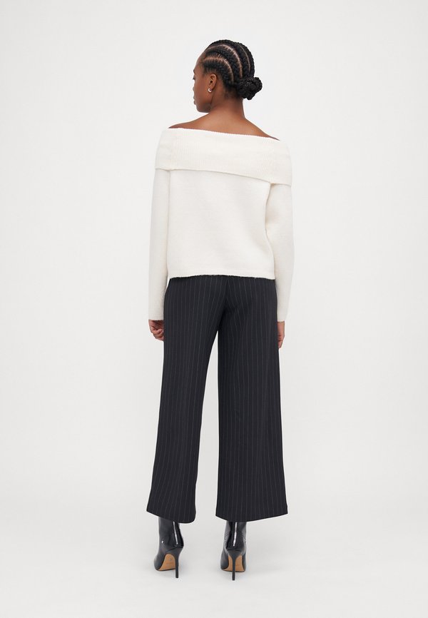Vero Moda Petite VMBOOM OFF SHOULDER