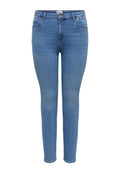 Hellblaue Slim-Fit-Denim-Jeans mit Frontknopf, Reißverschluss und Fünf-Taschen-Design auf weißem Hintergrund.