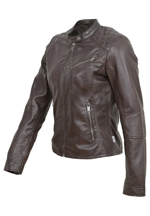 Lee Cooper