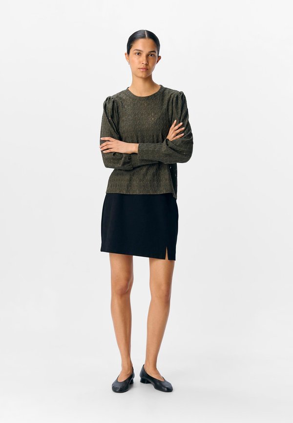 Object OBJLAILA L/S RE TOP NOOS