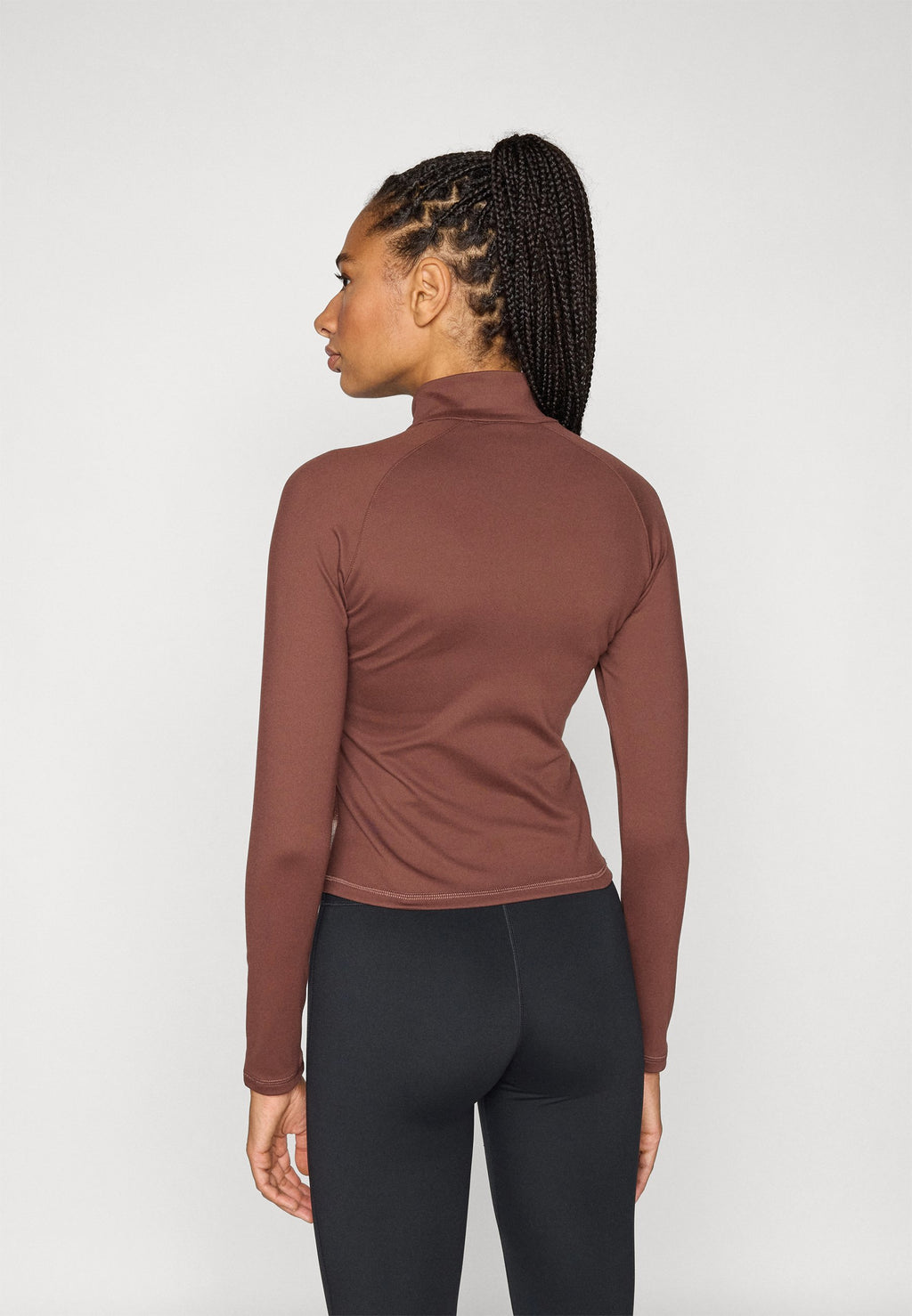 Nike Performance FITTED