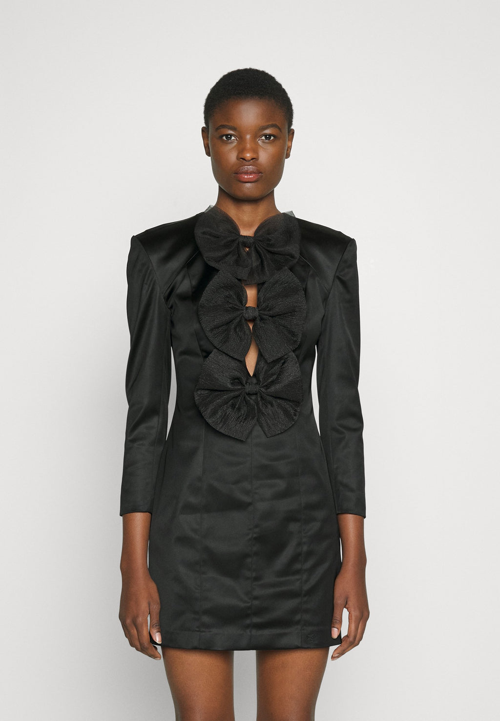 EVENING DRESS WITH BOWS Media 3
