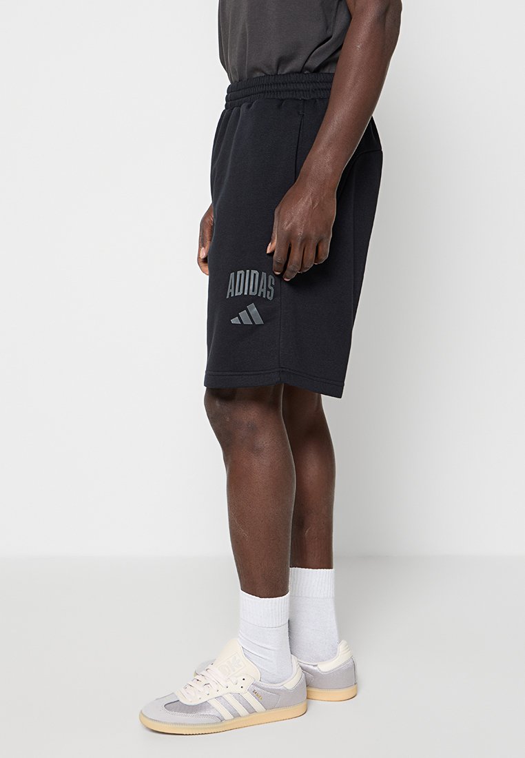 adidas Originals COLLEGIATE