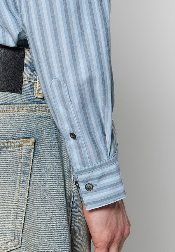 Calvin Klein SLIM FIT
