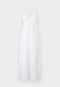 Weißes Sommerkleid mit dünnen, über Kreuz verlaufenden Trägern, einem taillierten Oberteil und einem gestuften, fließenden Rock. Hergestellt aus leichtem Stoff mit subtiler Textur.
