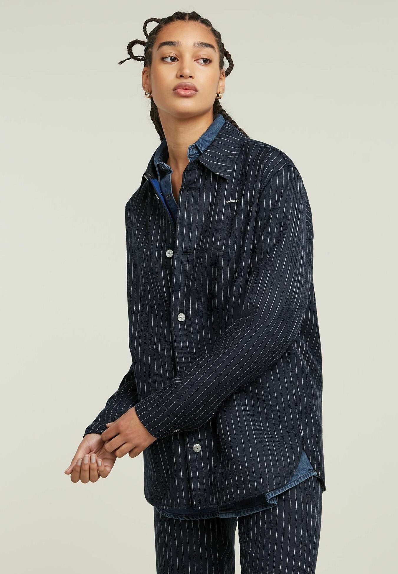 BOYFRIEND OVERSHIRT Media 3