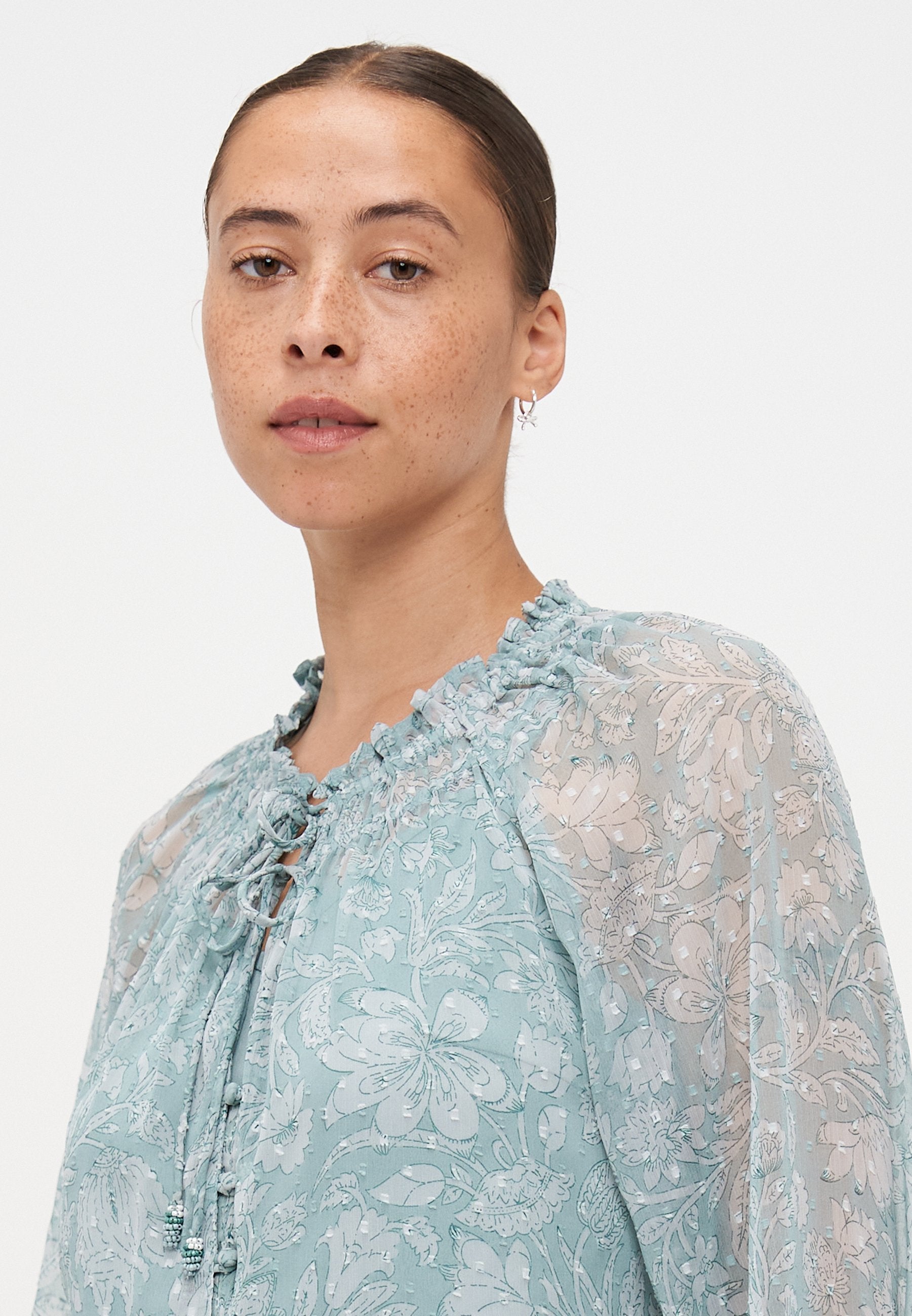 ONLELIZA LIFE V NECK STRING Media 5