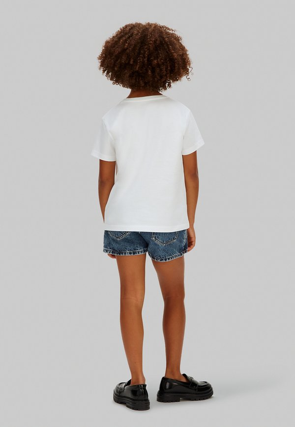 Calvin Klein Jeans LOGO