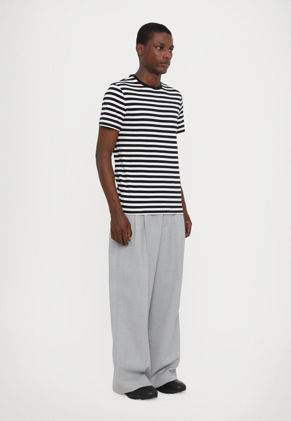 Michael Kors SLEEK CREW STRIPE