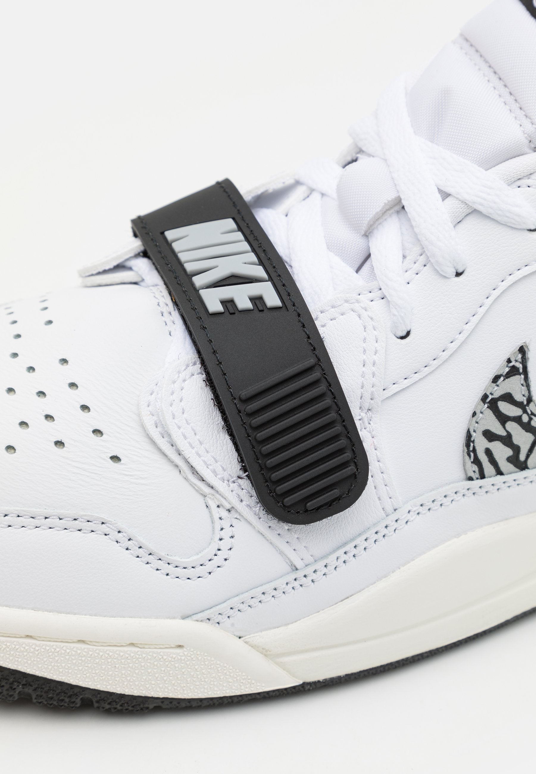 Jordan LEGACY 312 UNISEX