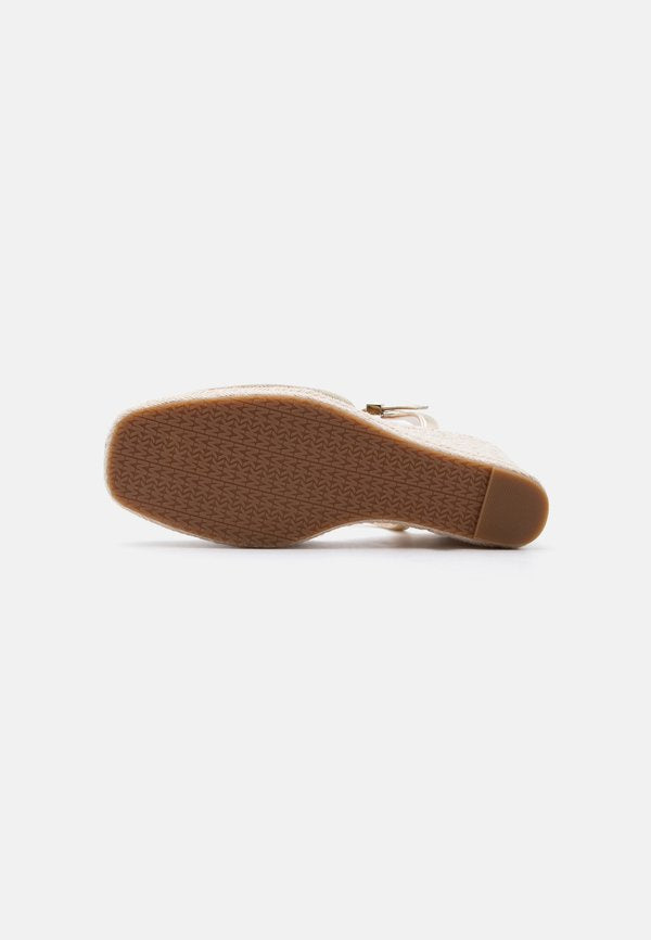 MICHAEL Michael Kors KENZIE WEDGE