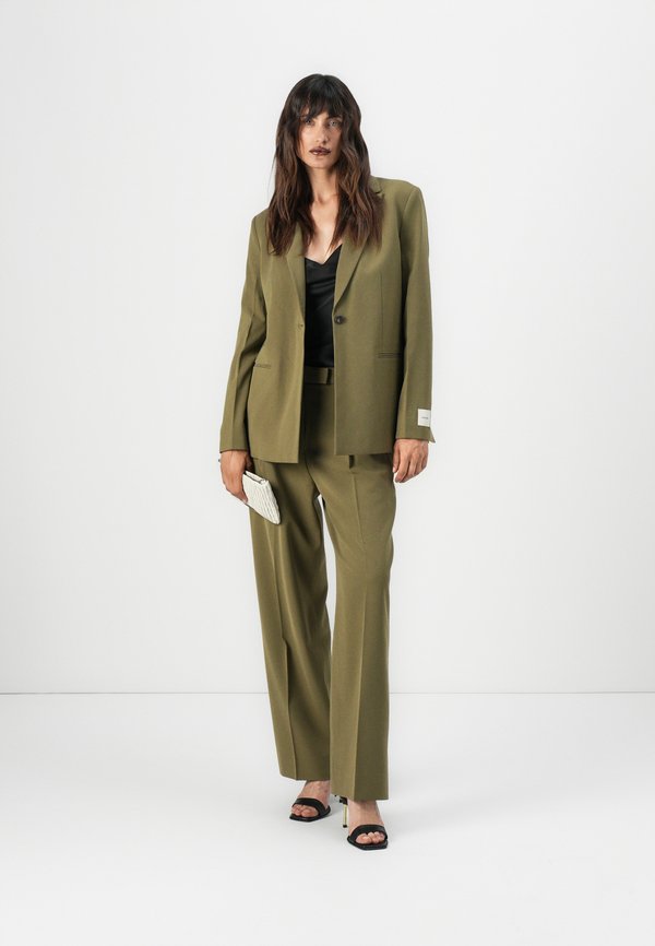 Calvin Klein PLEATED TROUSER