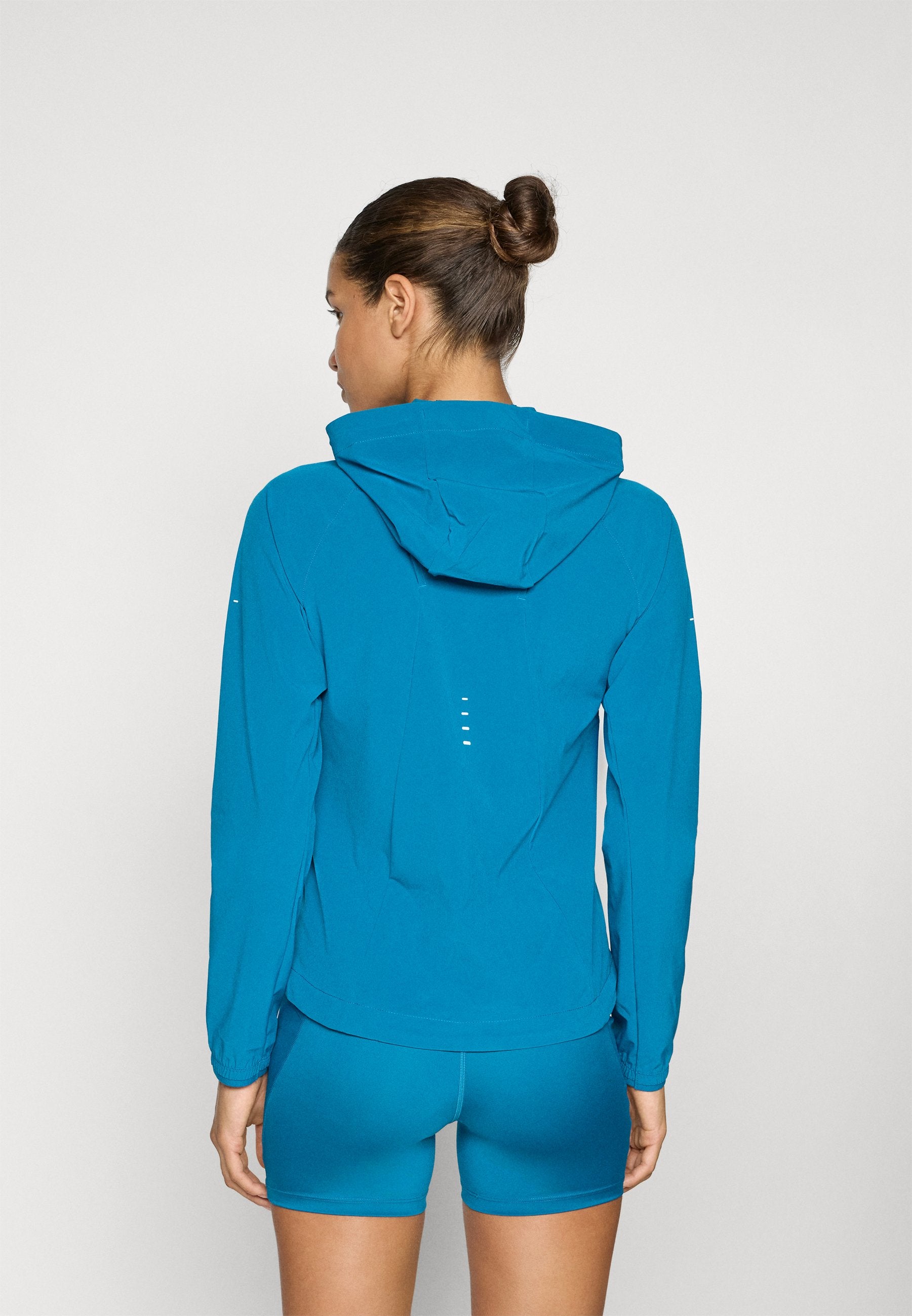 Nike Performance SWIFT