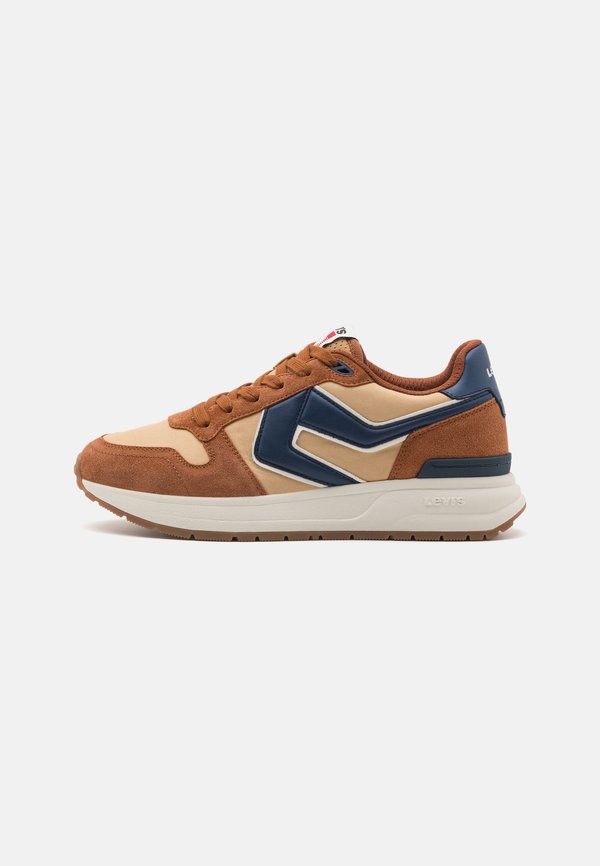 Levi's® CHARGE - Trainers - light brown