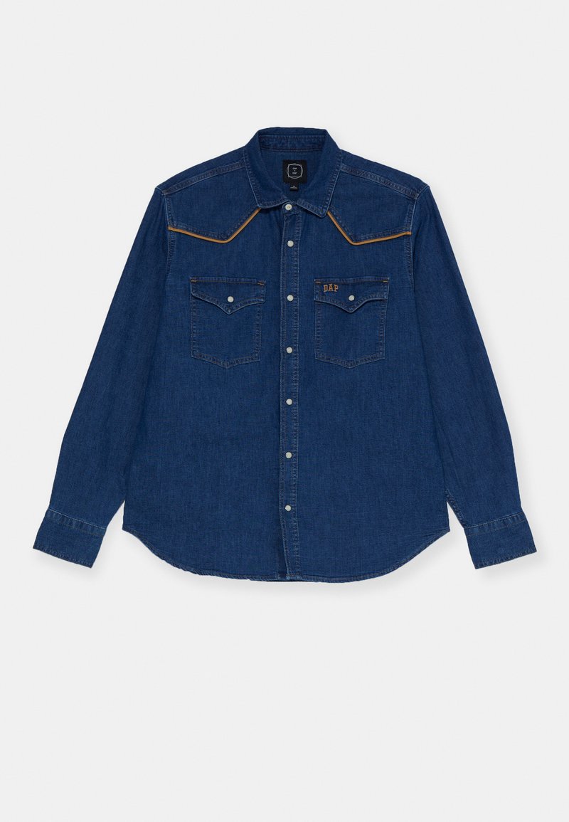 Langärmliges blaues Denim-Hemd mit einem spitzen Schulterdesign, Kontrastnähten, zwei Brusttaschen und Knopfverschluss vorne.
