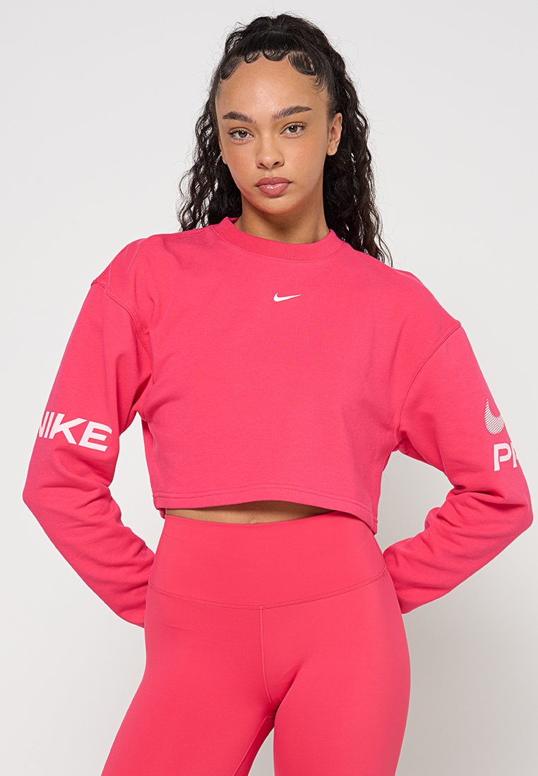 Nike Performance