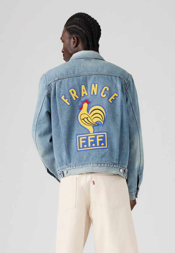 Levi's® FOOTBALL TYPE II TRUCKER - Denim jacket - blue denim