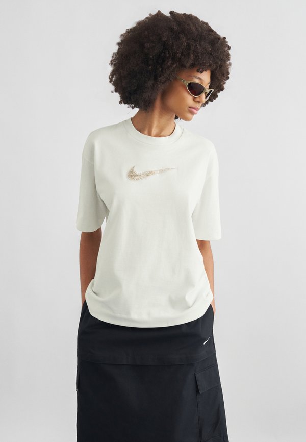 Nike Sportswear LUXE TEE - Print T-shirt - summit white