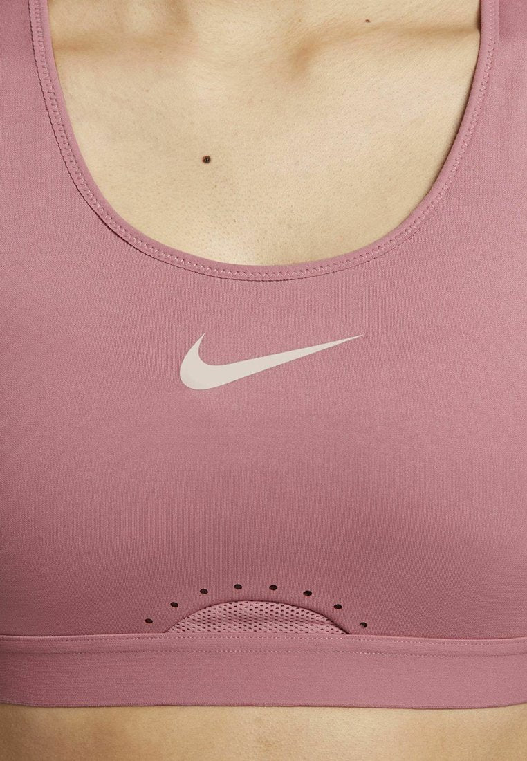 Nike Performance
