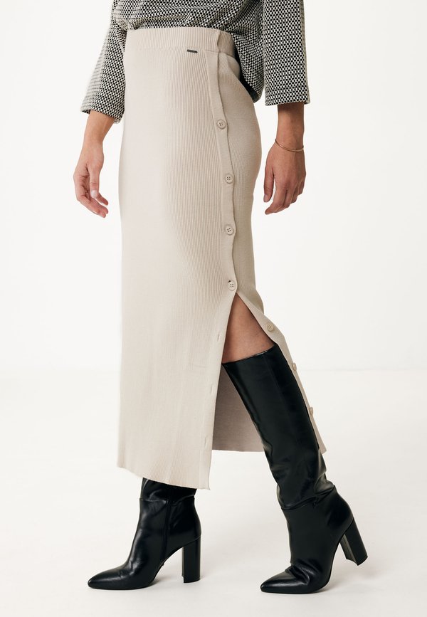Mexx WITH BUTTONS AND SLIT