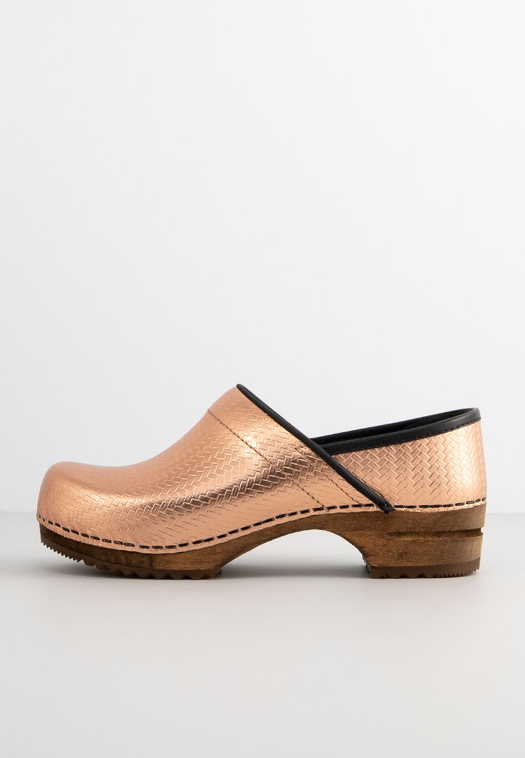 Sanita Clogs Media 1