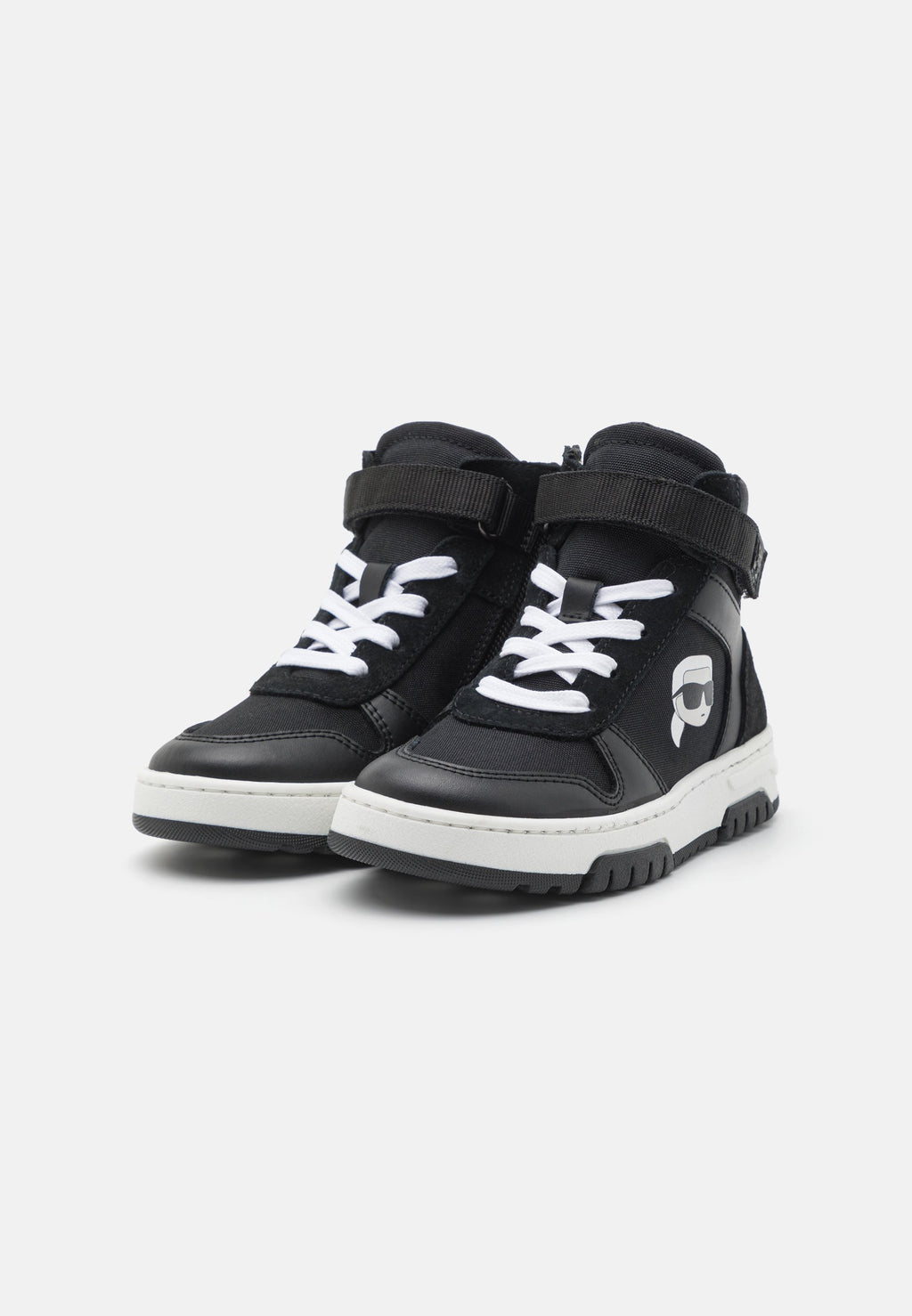 TRAINERS UNISEX Media 2
