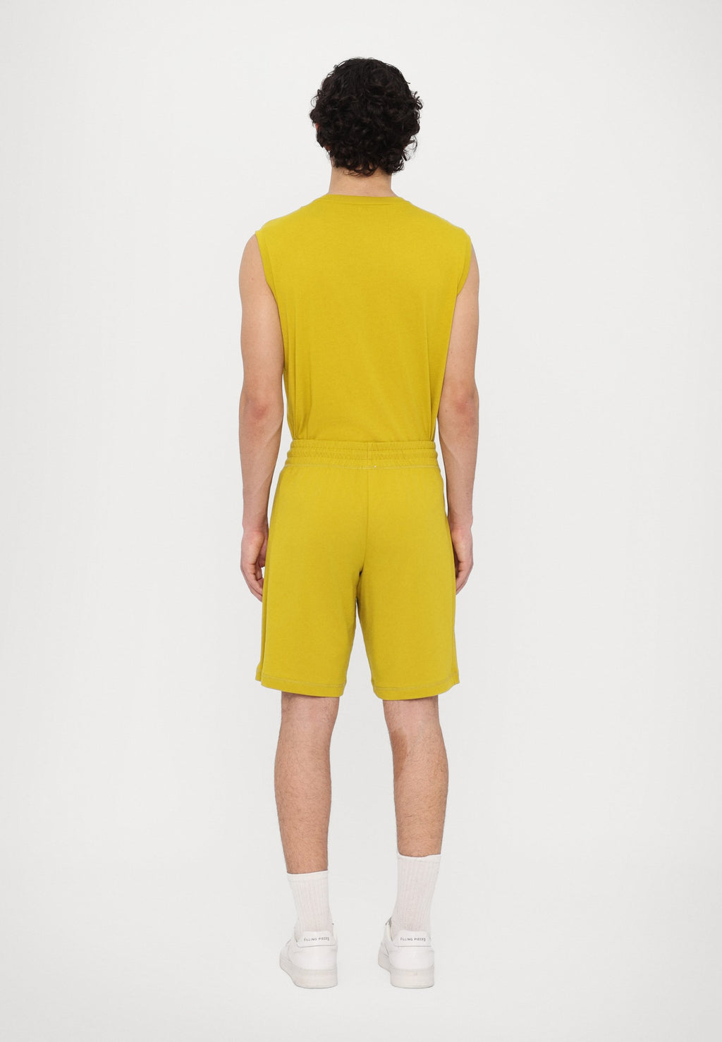 EA7 Emporio Armani Shorts Media 4