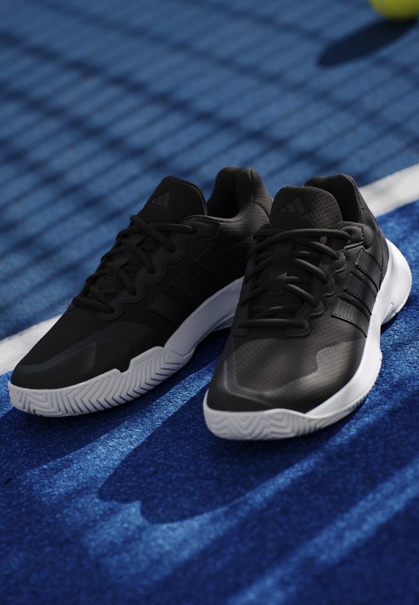 adidas Performance GAMECOURT 2